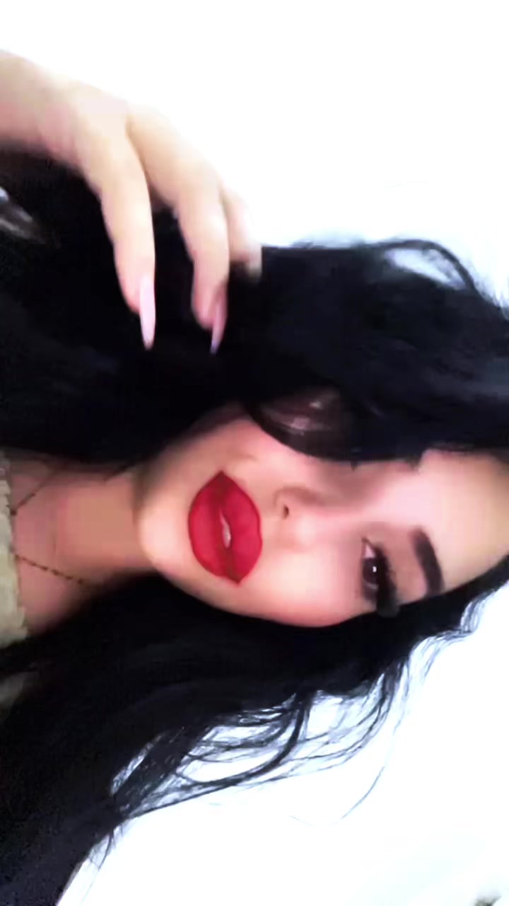 @Louiz🖤