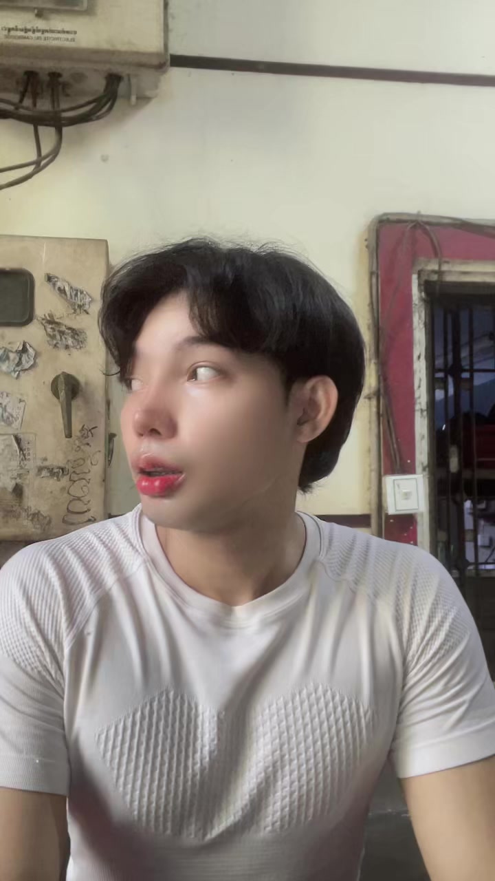 @កូនក្មេង សាច់ដុំ