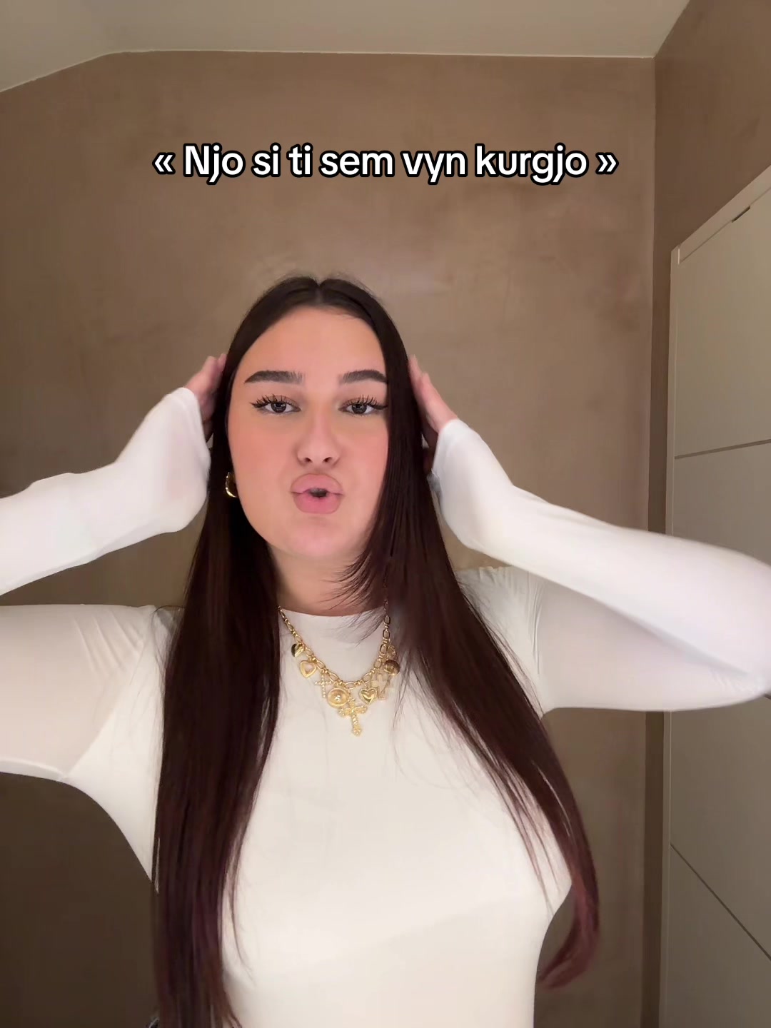 @RafaelaPnishi