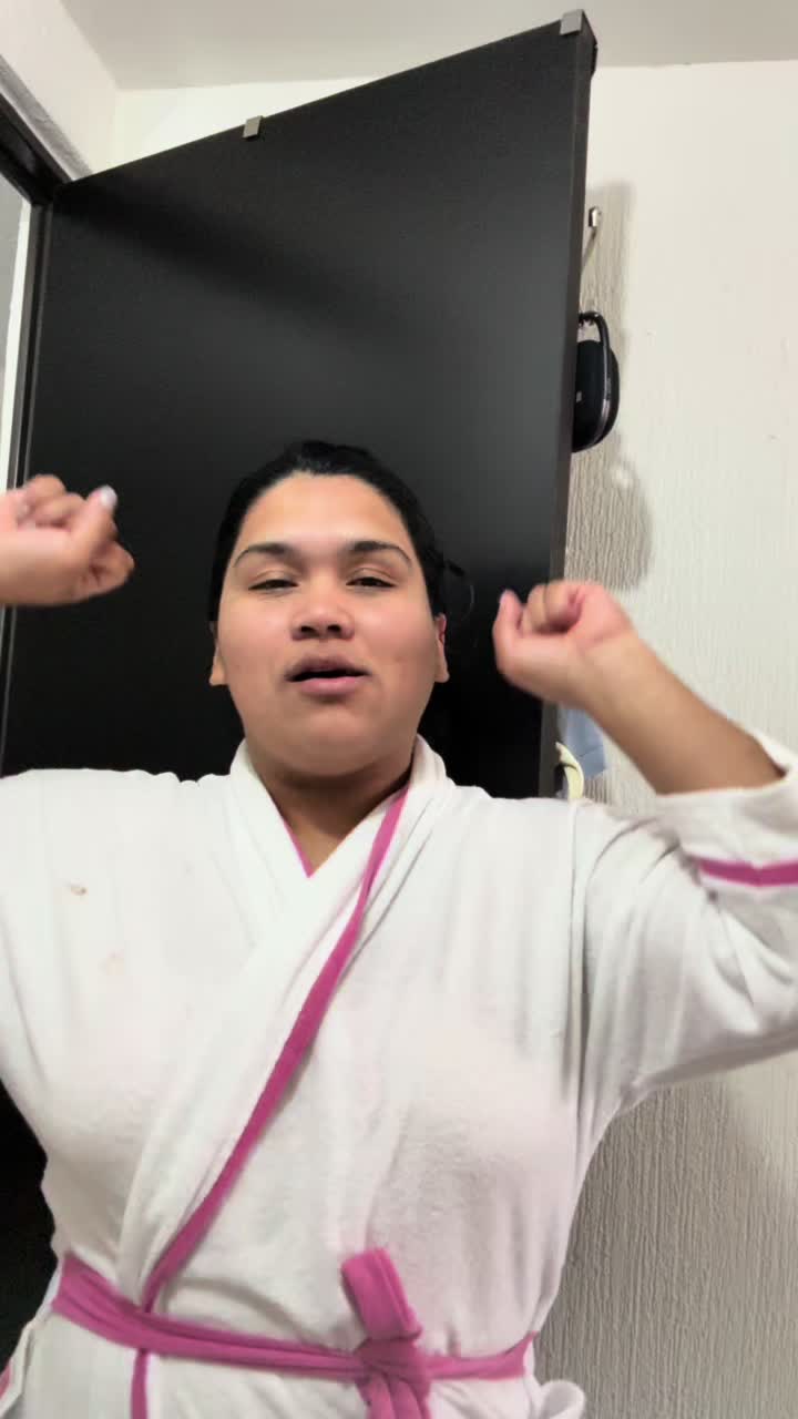 @humanaitzel