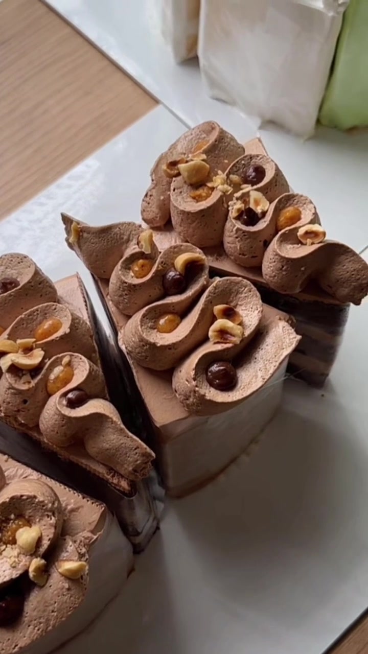 @THEENSPASTRY