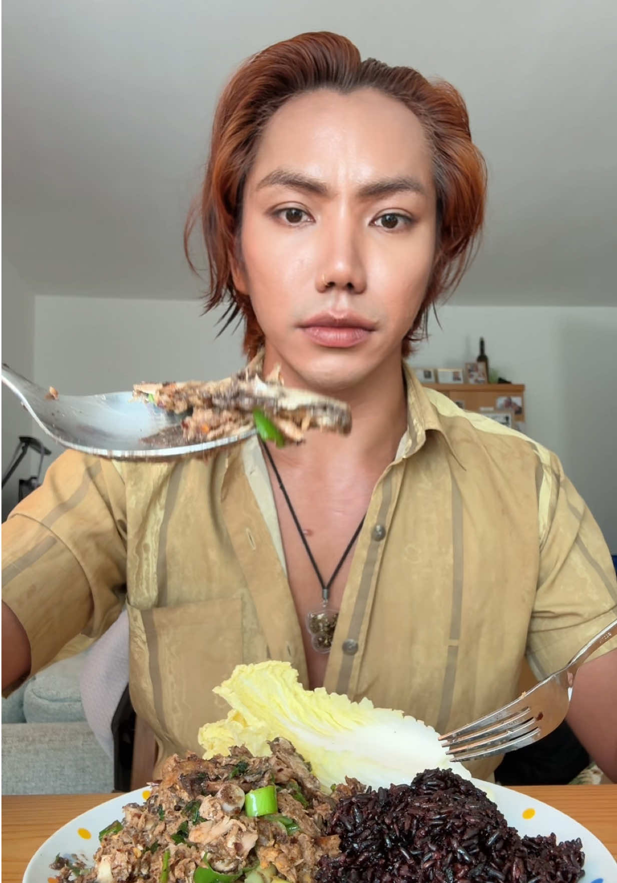 @ปิแยร์ที่ชอบกินกุ้ง (pierre)