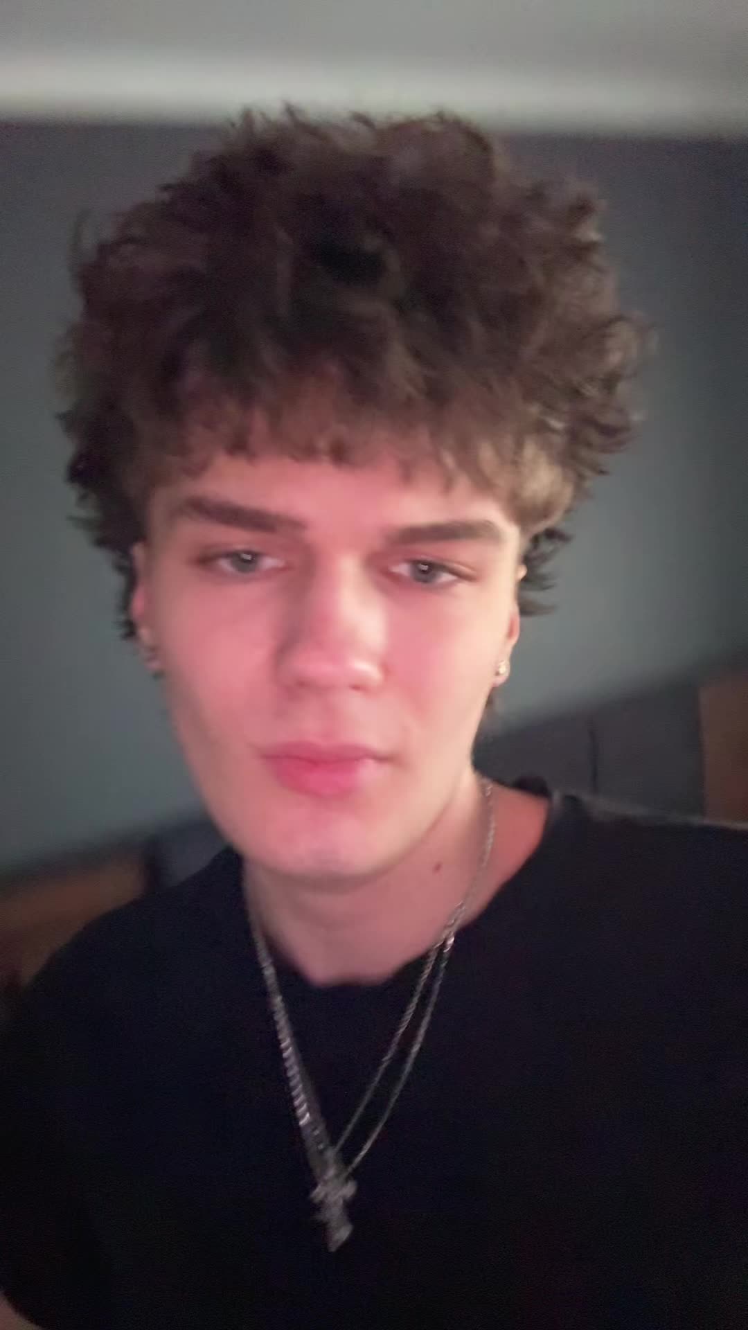 @wojtek