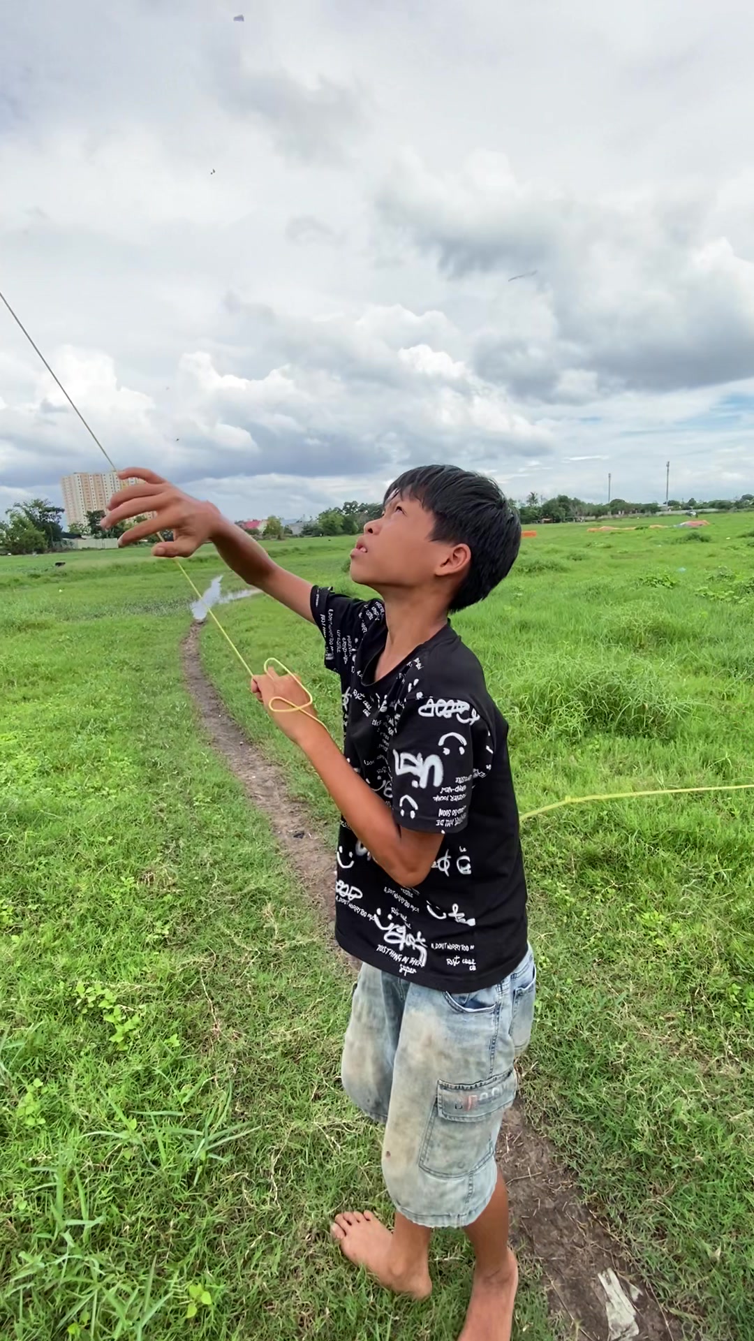 @Thả diều cùng Lợi