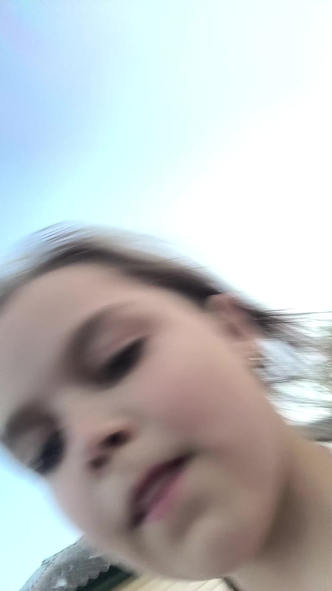 @Ілонеса