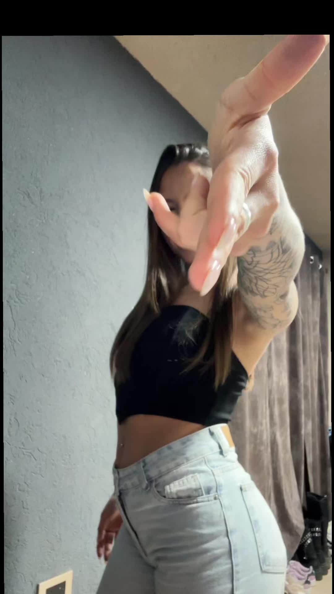 @nahiperezzzz