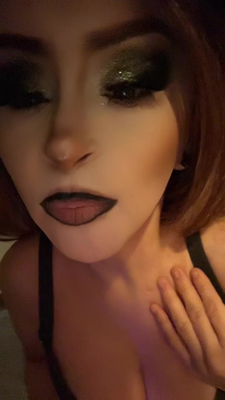 @Tinytexie