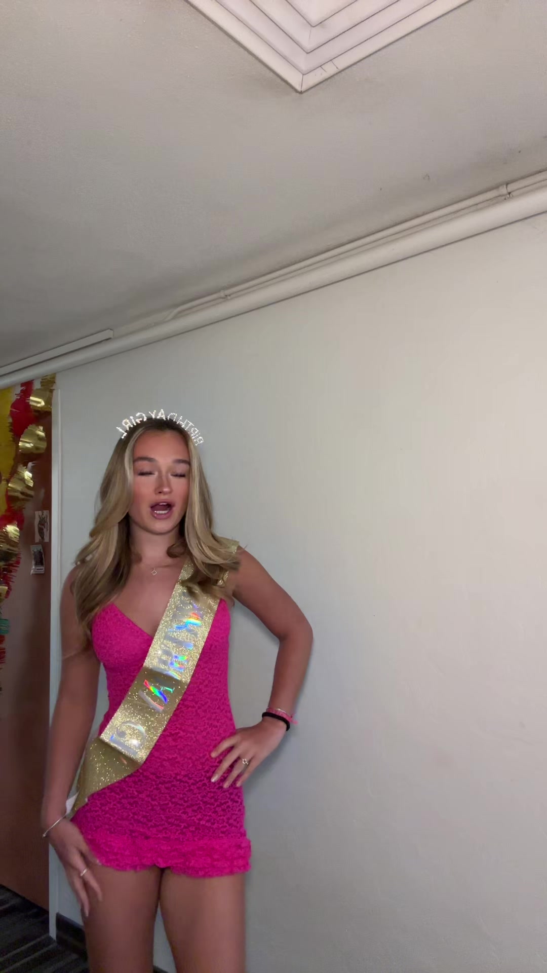 @carlyholda