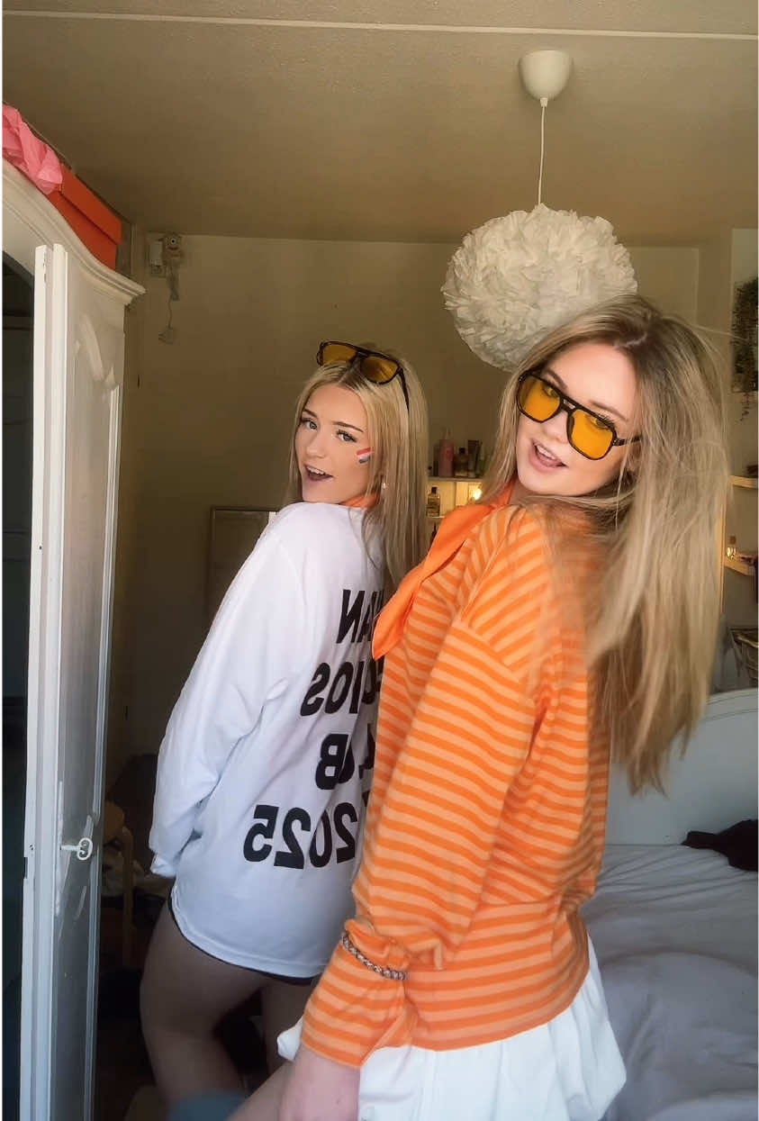 @𝐯𝐥𝐢𝐧𝐫𝐨𝐨𝐝𝐡𝐮𝐢𝐳𝐞𝐧