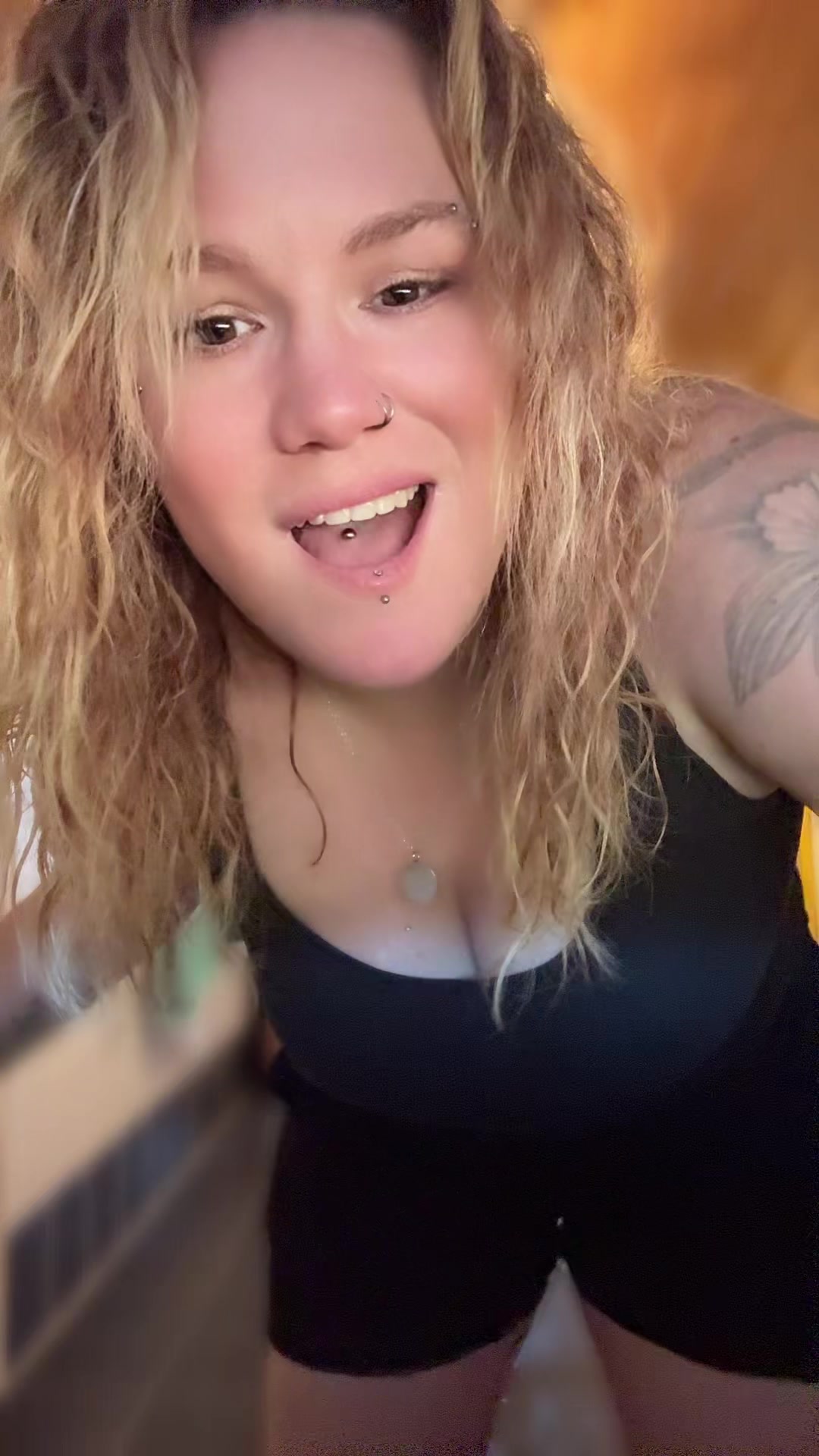 @DeMi