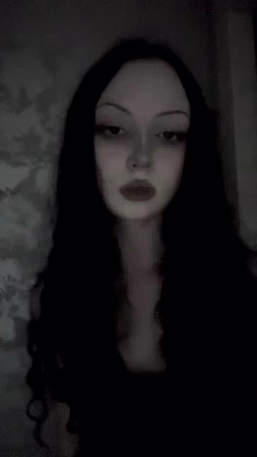 @𝖁𝖎𝖛𝖎𝖊𝖓