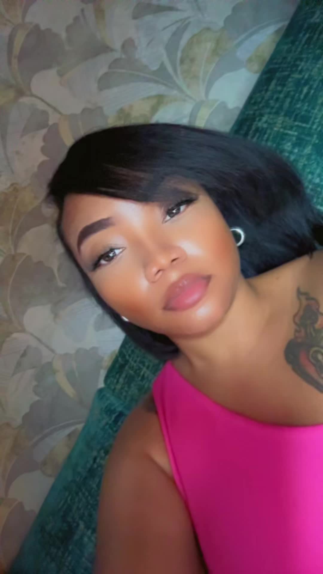 @QueenTheHairstylist