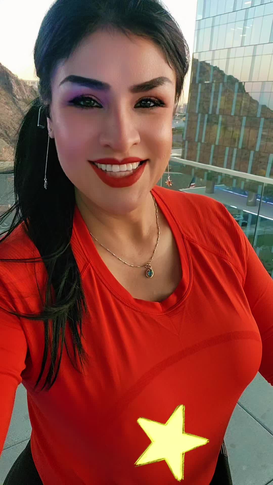 @Estrella.