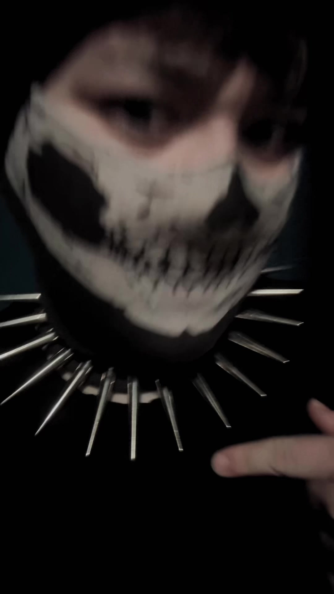 @Skullworm💀