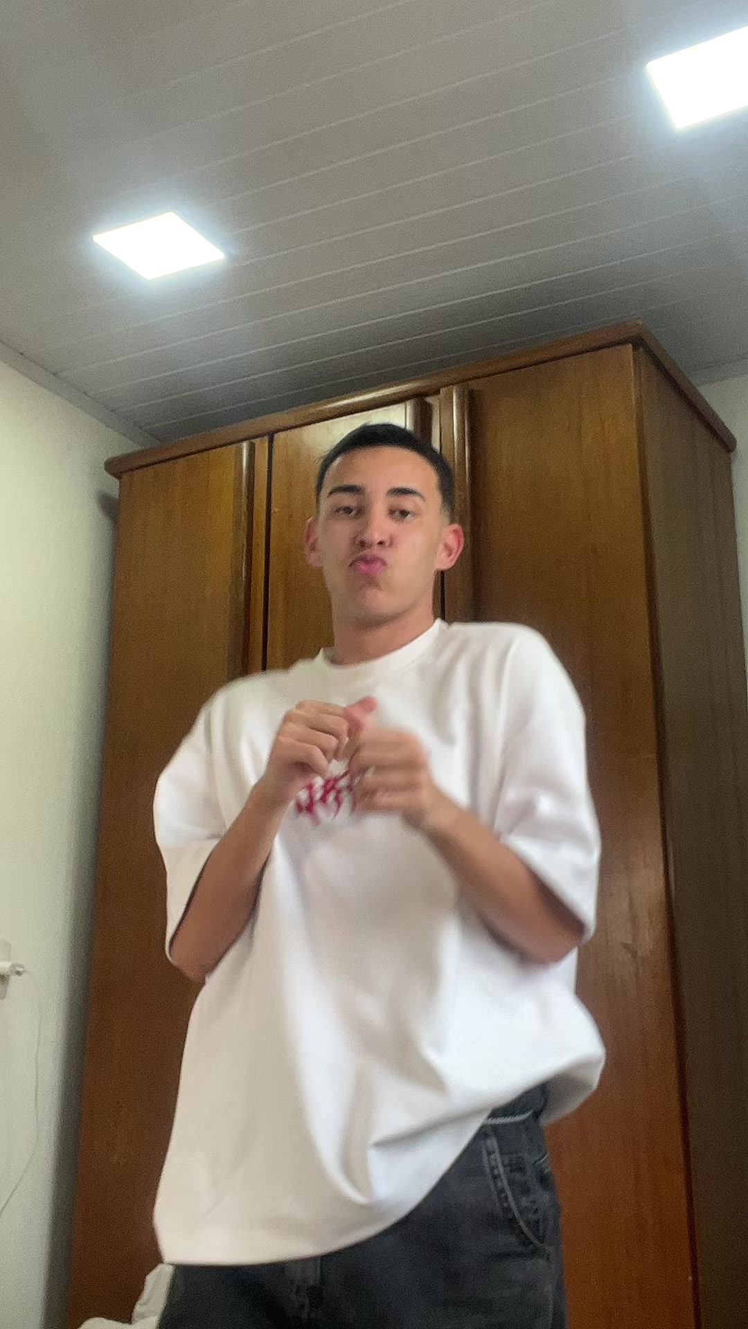 @jonathan ✌🏻