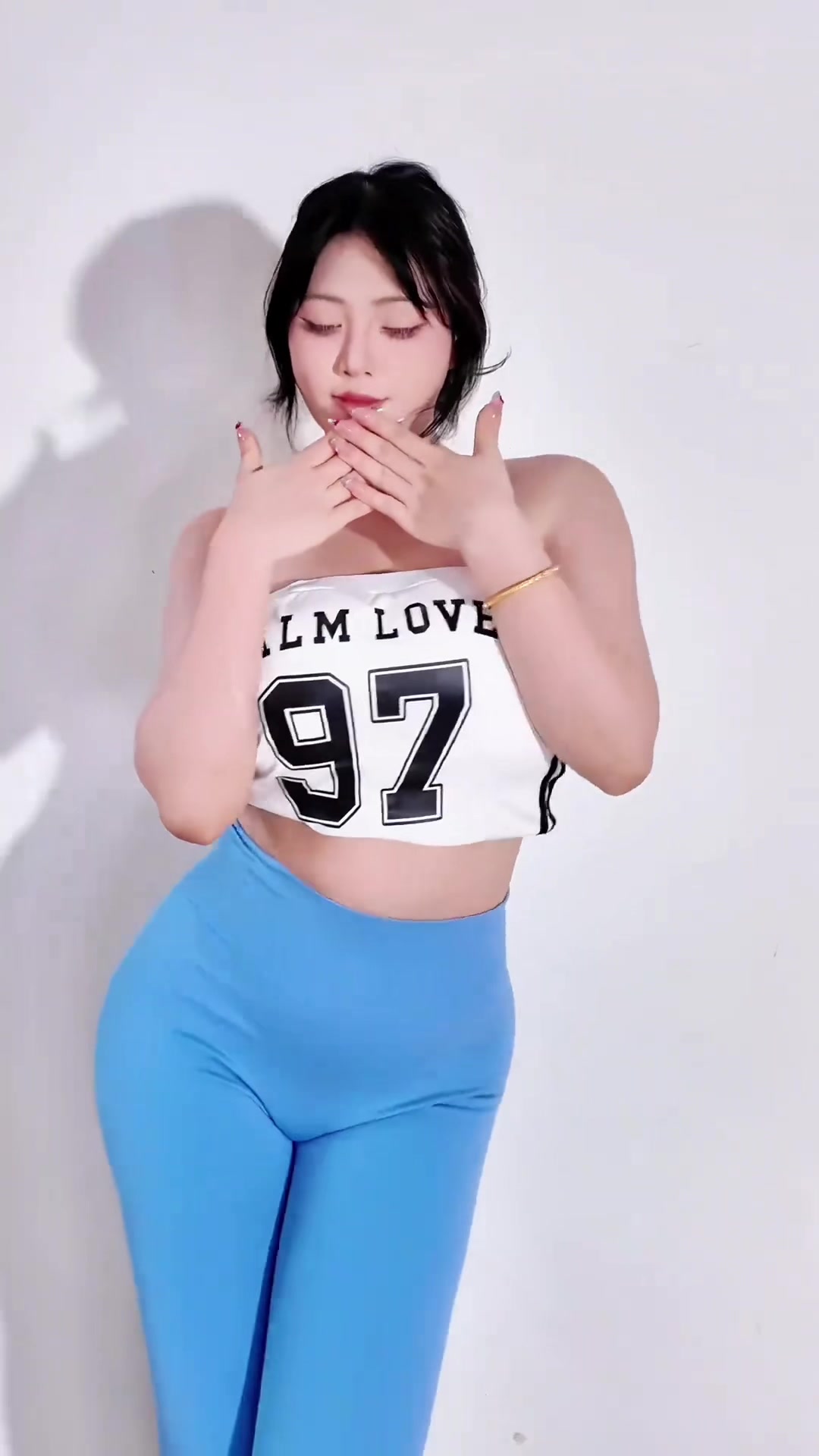 @Tina
