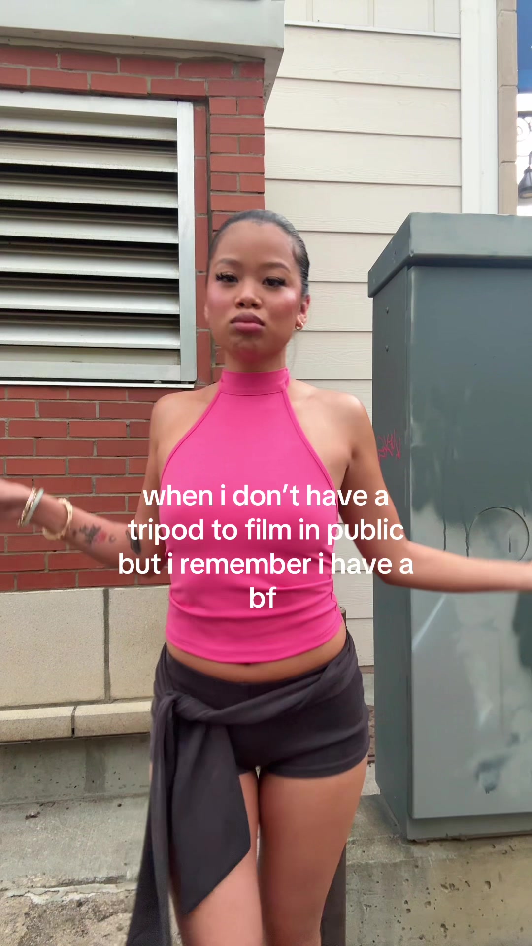 @VV$