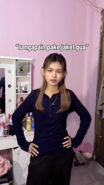@monic