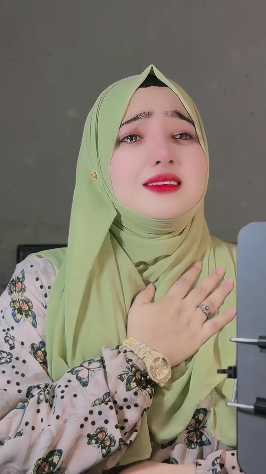 @Abida Malik 2.0