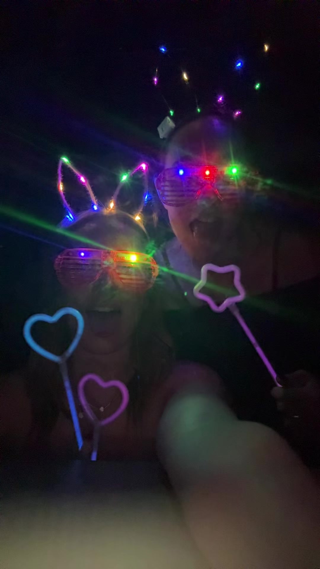 @Kiara🦩
