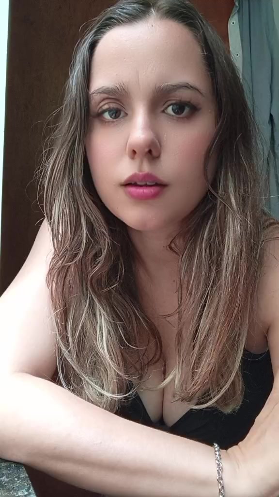 @⚡💄🧩 Jhessy