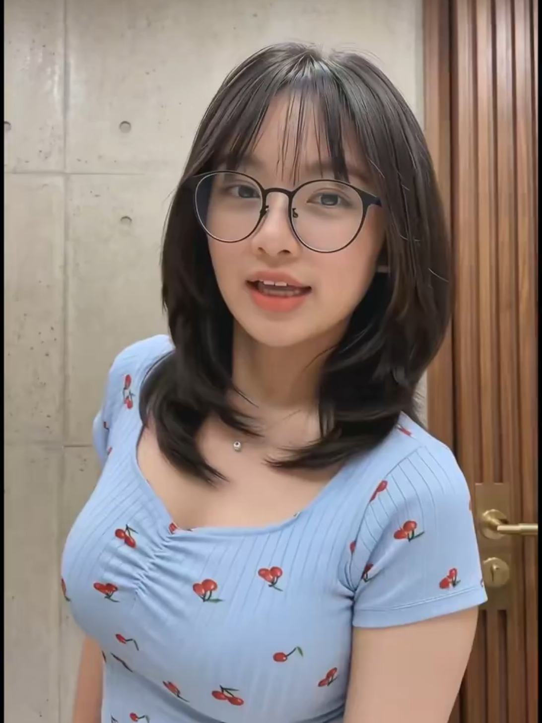 @CuteSexyVids