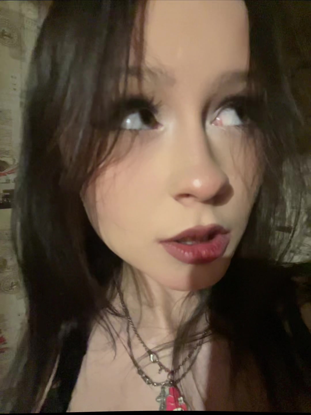@Позорница