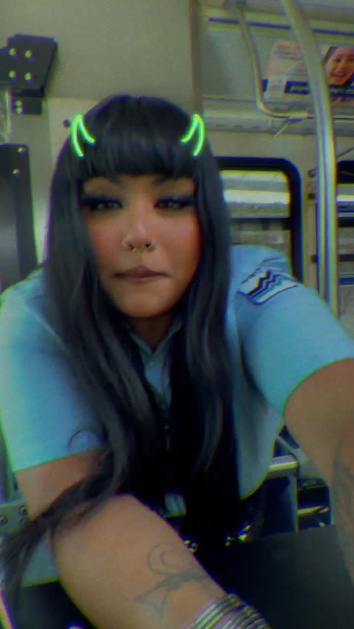 @_Monique_Antoinette_