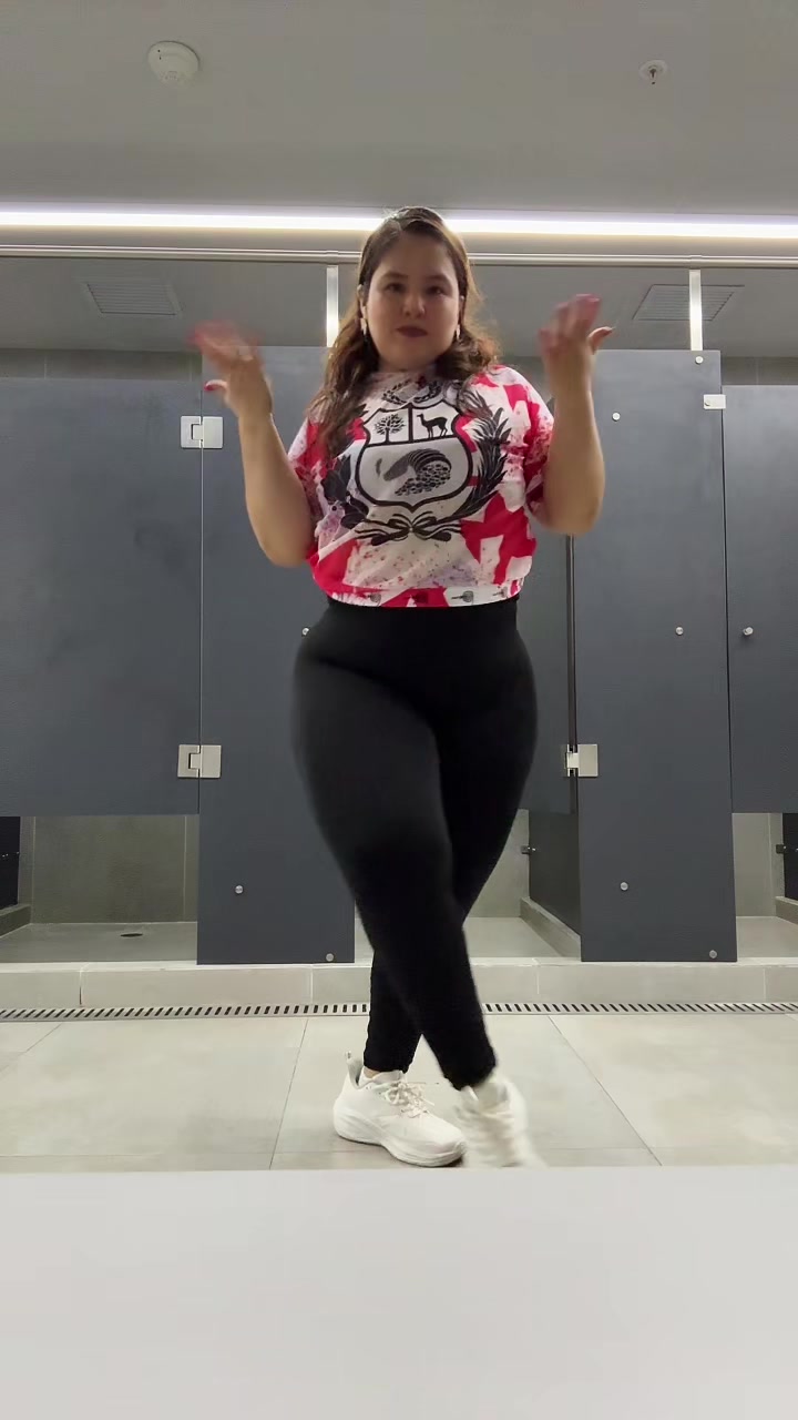 @👑Yo soy la QUEEN  🇵🇪