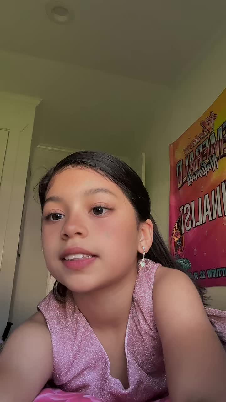 @Izabella Alas