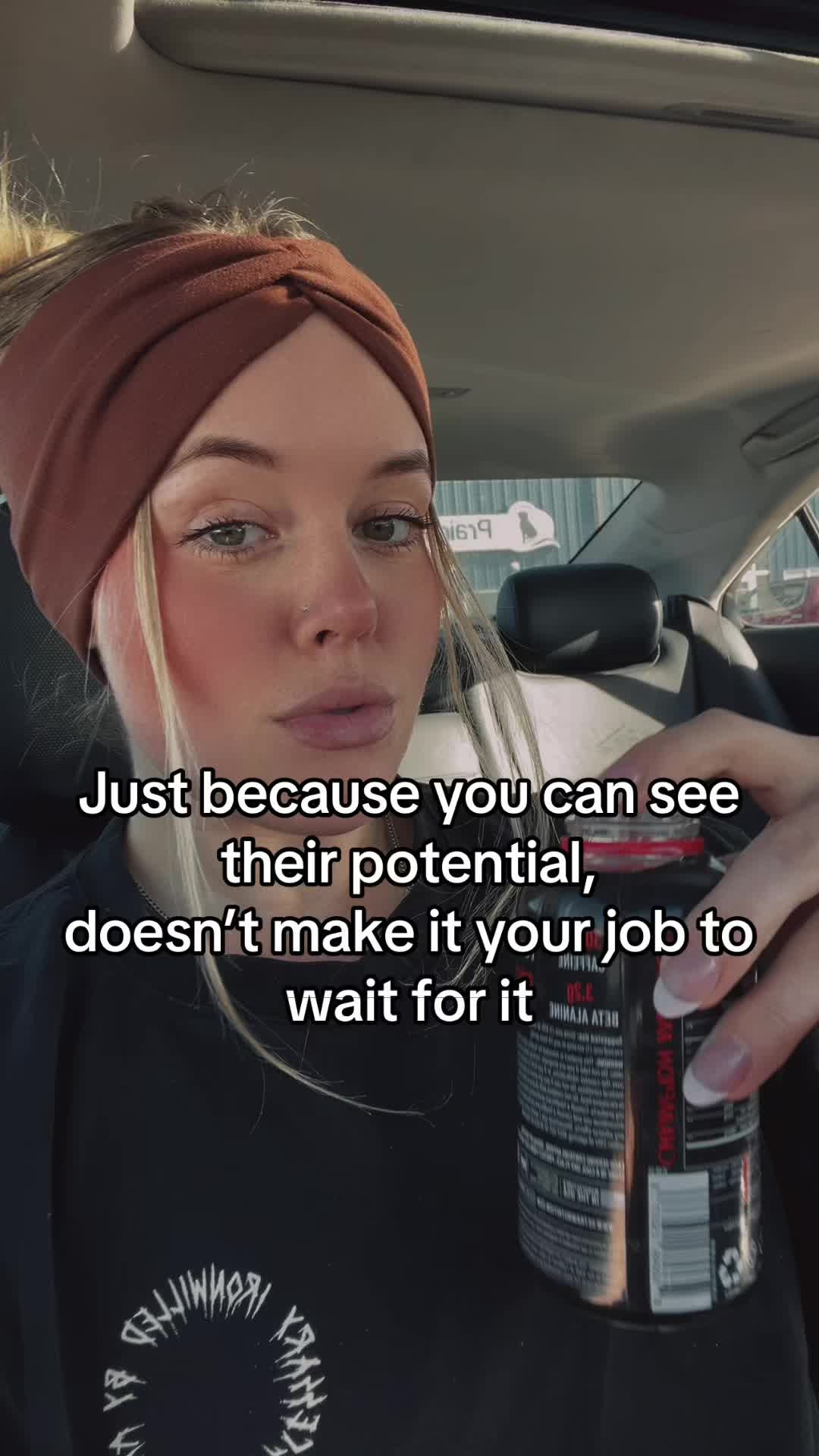 @J 🧚🏻