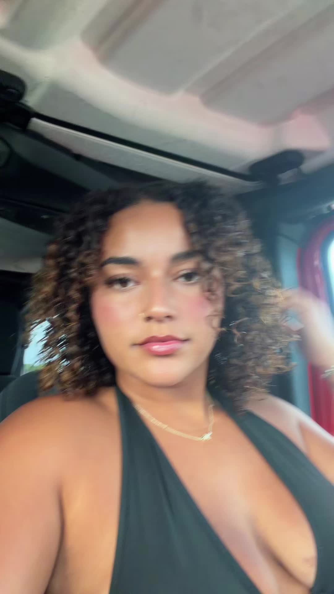 @bella 🎀