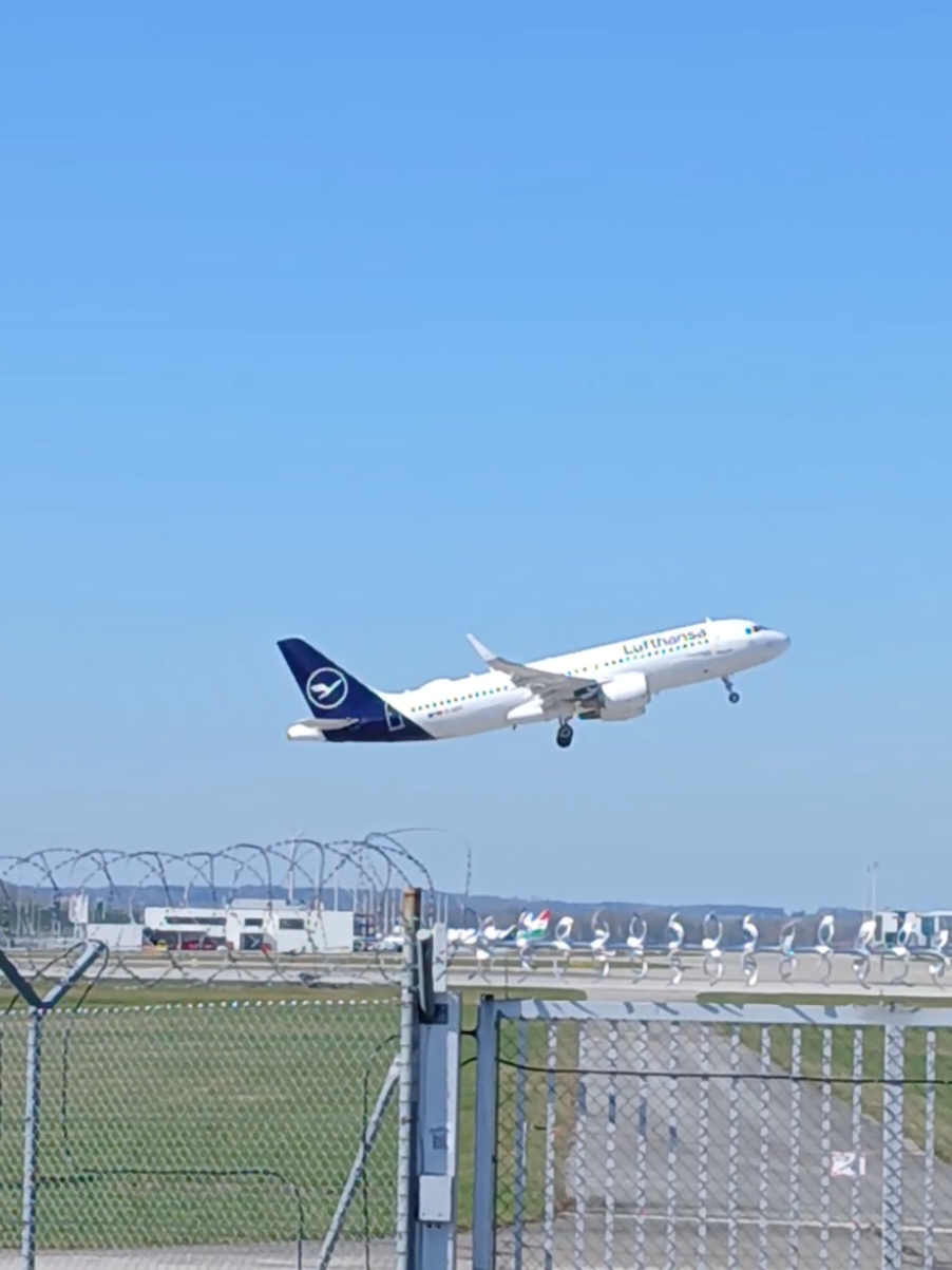 @Planespotter Jonas
