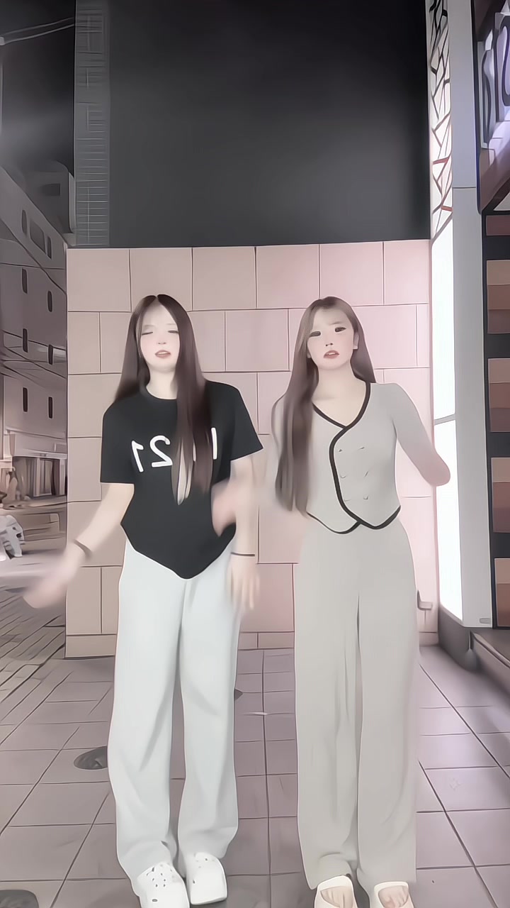 @๐
๐๐๐(ๆฏๆฅใใผใใใผ)