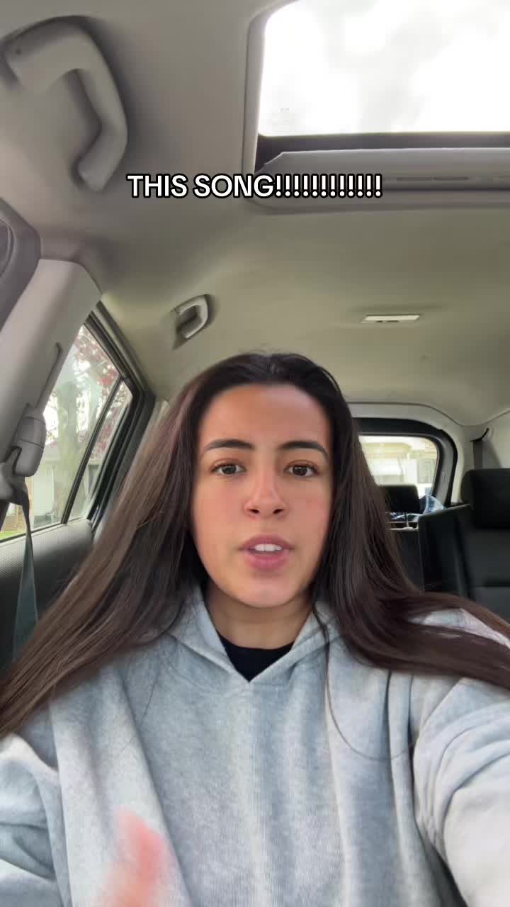 @Angelina&trade;️