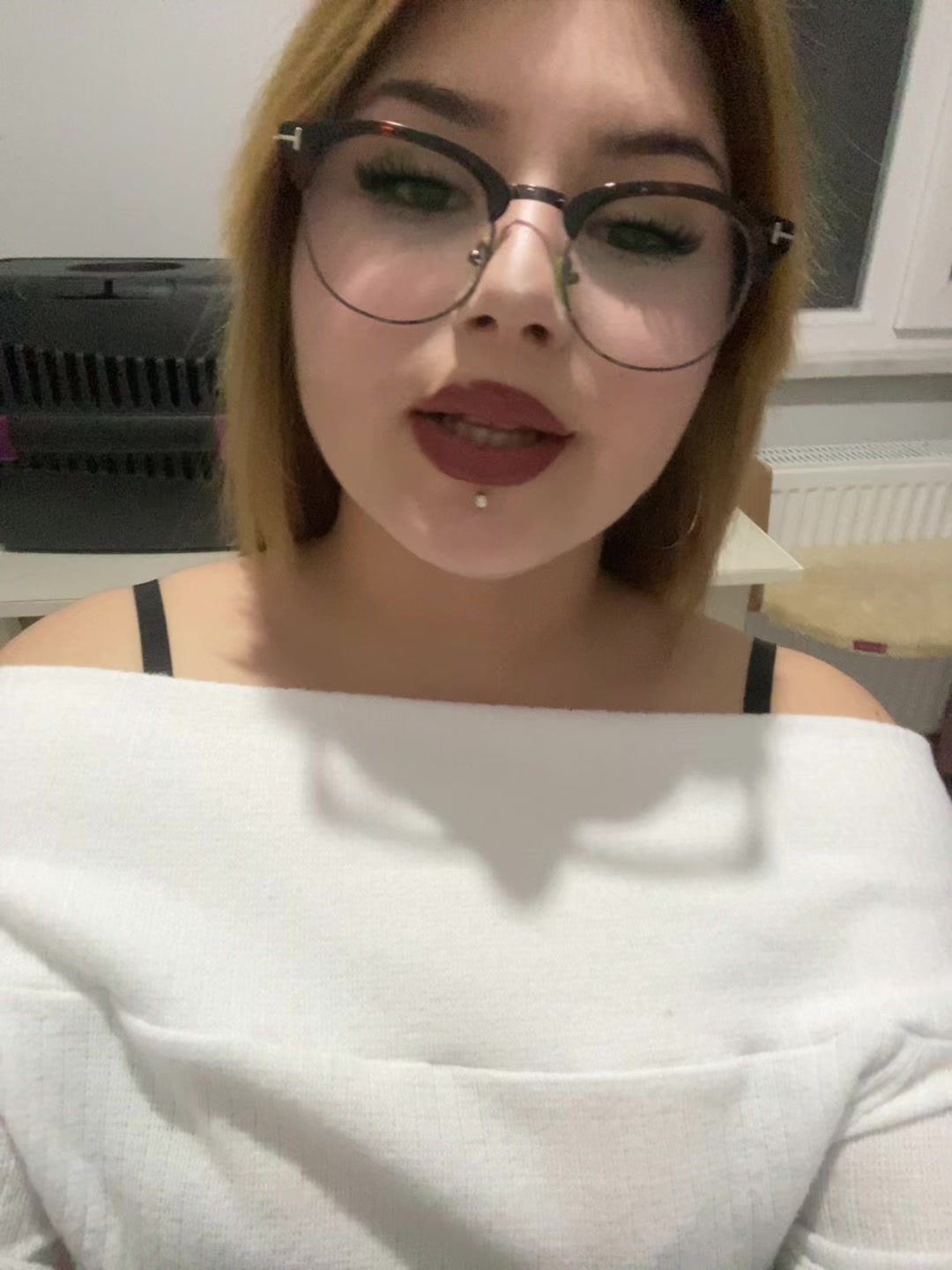 @xvazra00