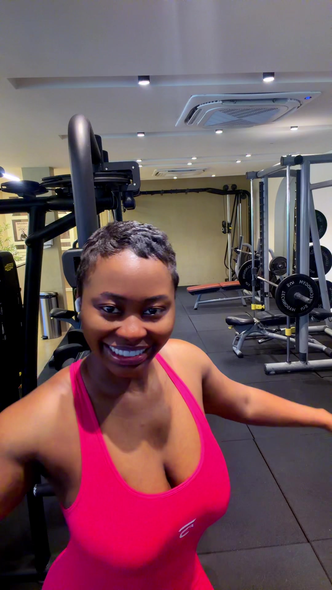 @Janyfitness🇬🇳