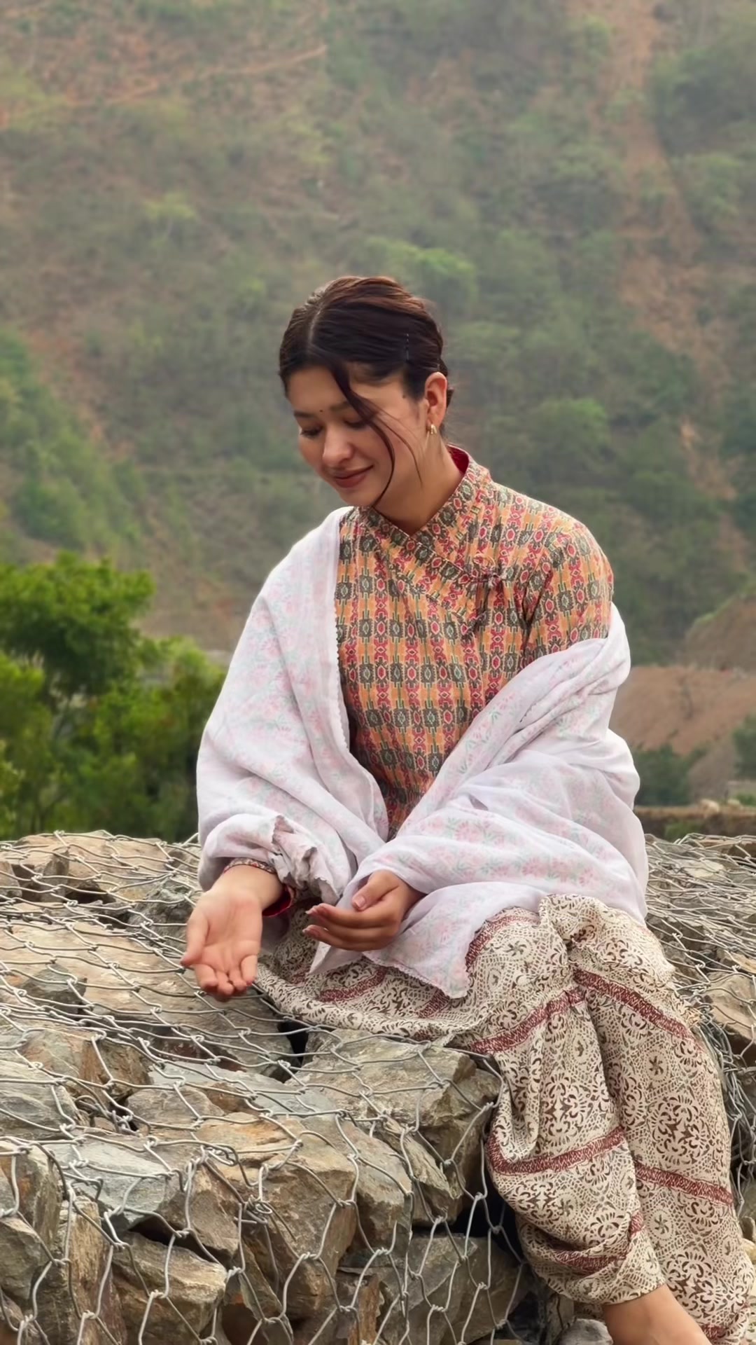 @Dipa shahi 🕊️