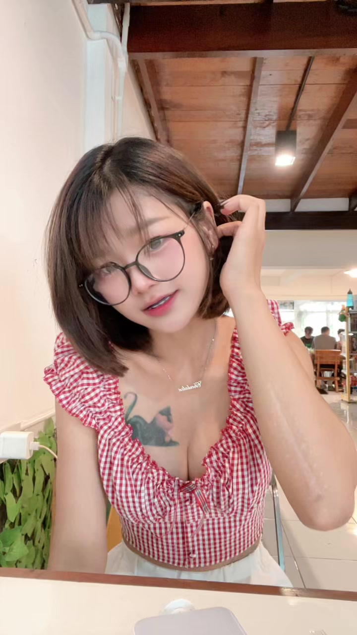 @Ig; cherlalyn_n