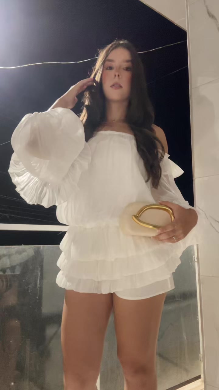 @amabillyeloise