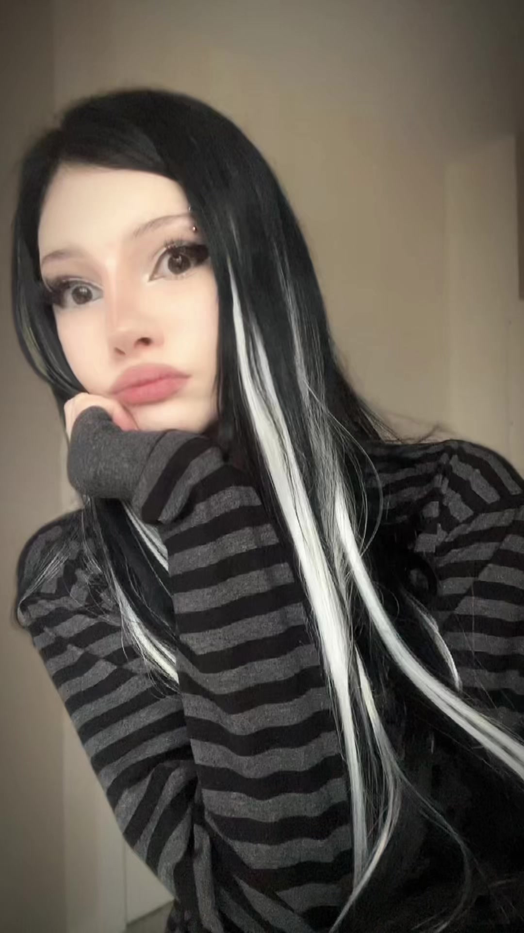 @:лоликсбинка: