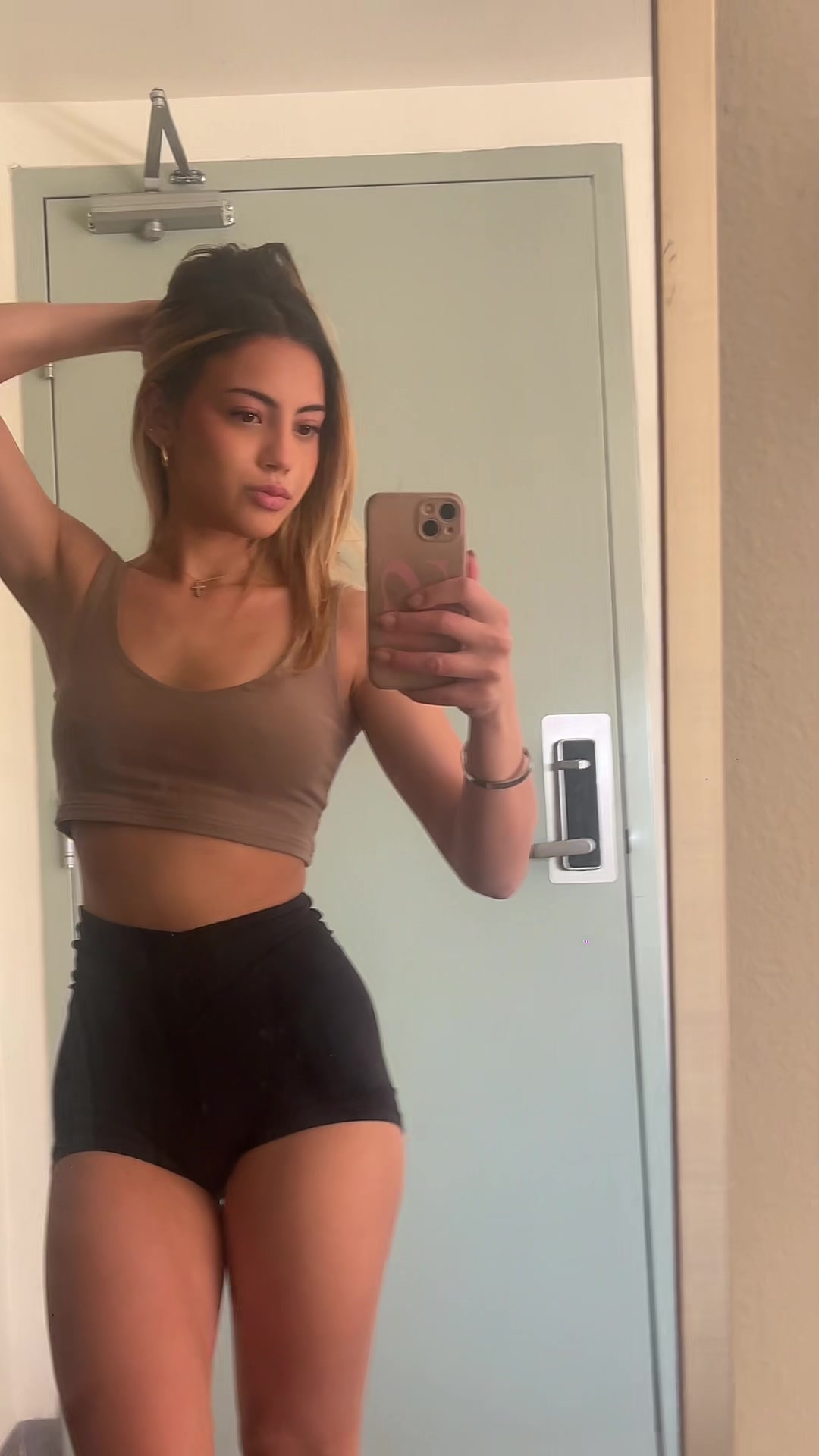 @Kiki