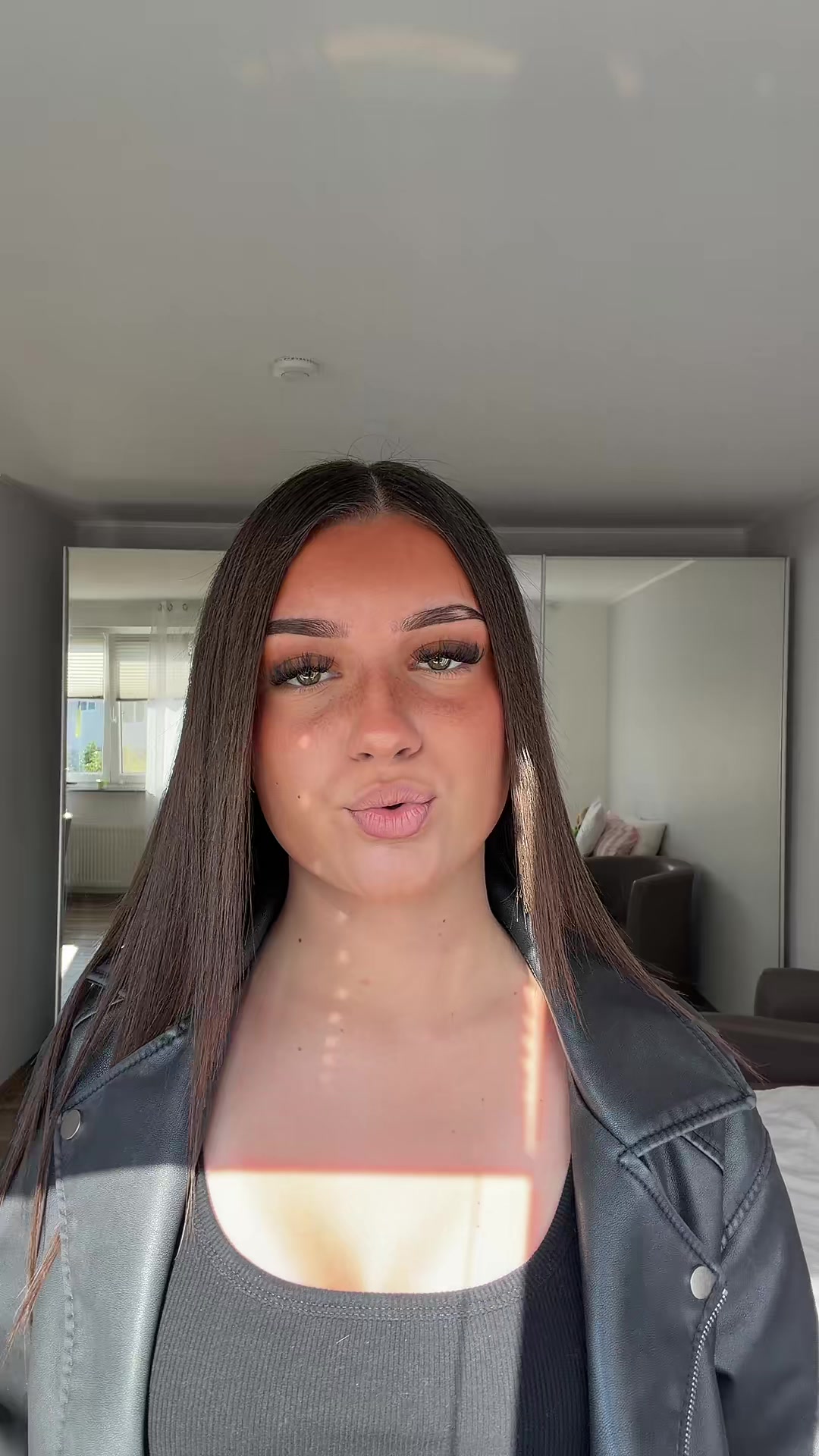 @🍈