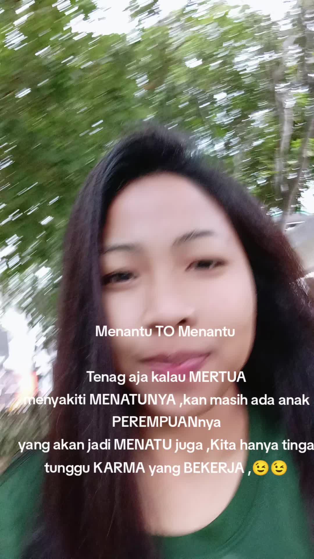 @DewiNya Safar J🖤E