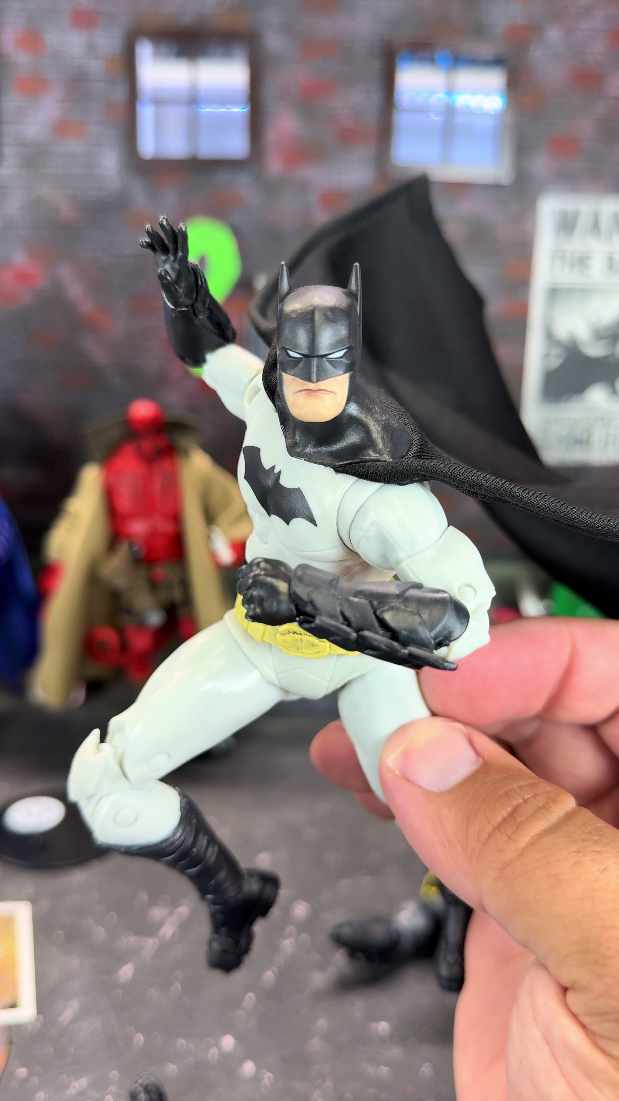 @Mikes_Collectibles