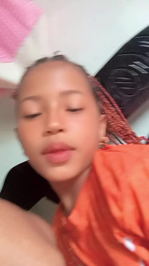 @fariannys