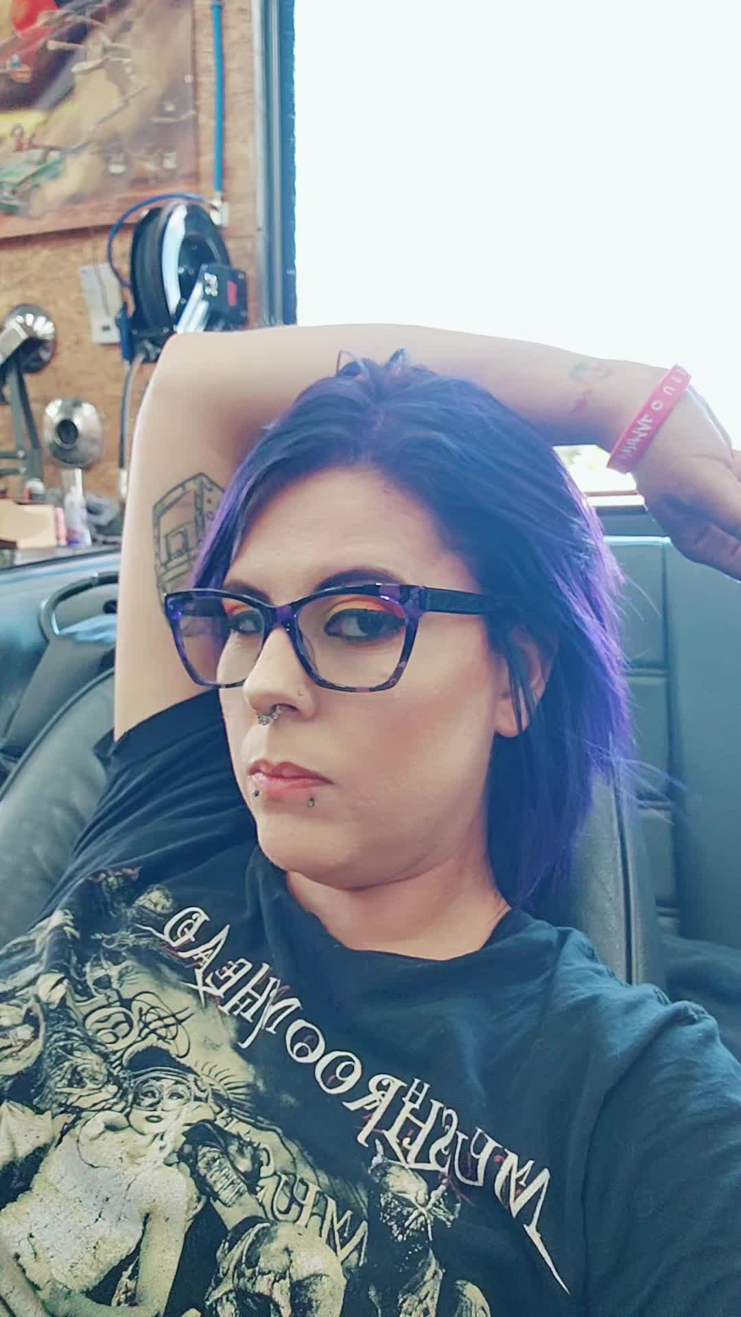 @captivegirl