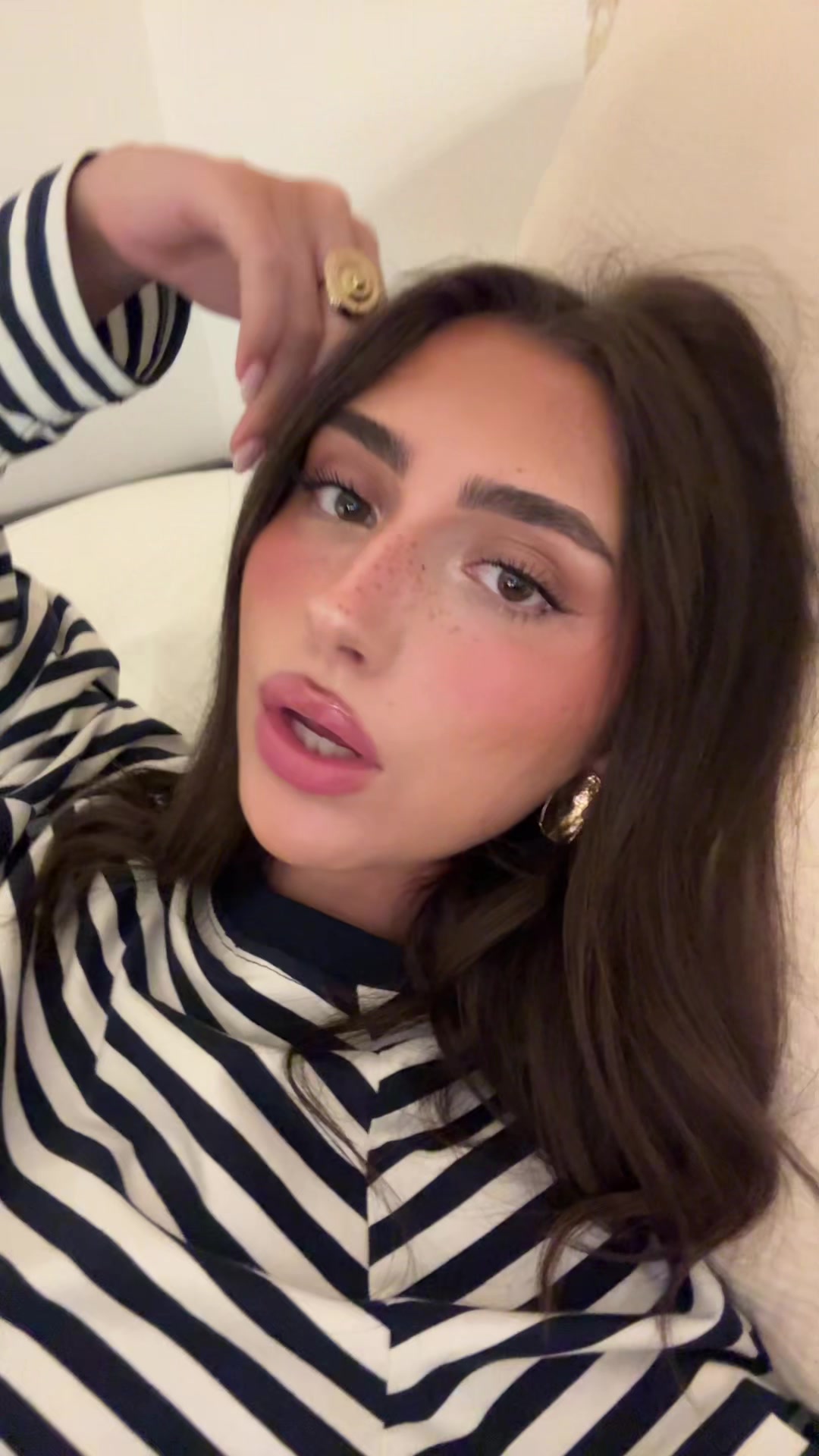 @⠀