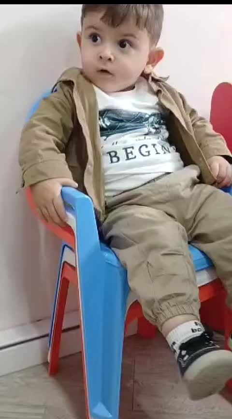 @🦅