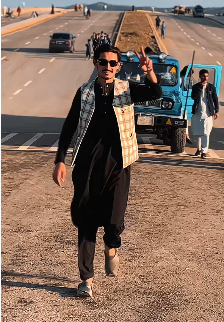 @👑 𝐊𝐈𝐍𝐆 𝐎̰𝐅̰ ۔اورکزئ 👑
